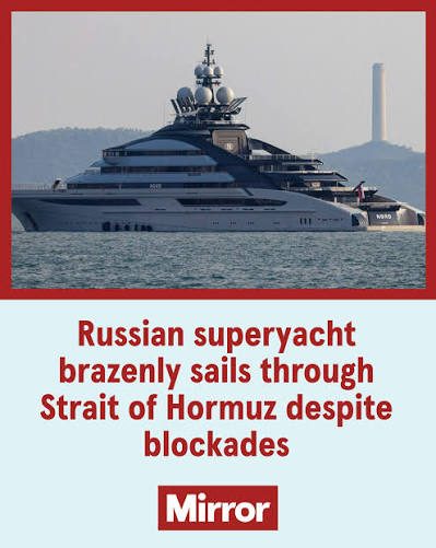 superyacht sails through ze strait